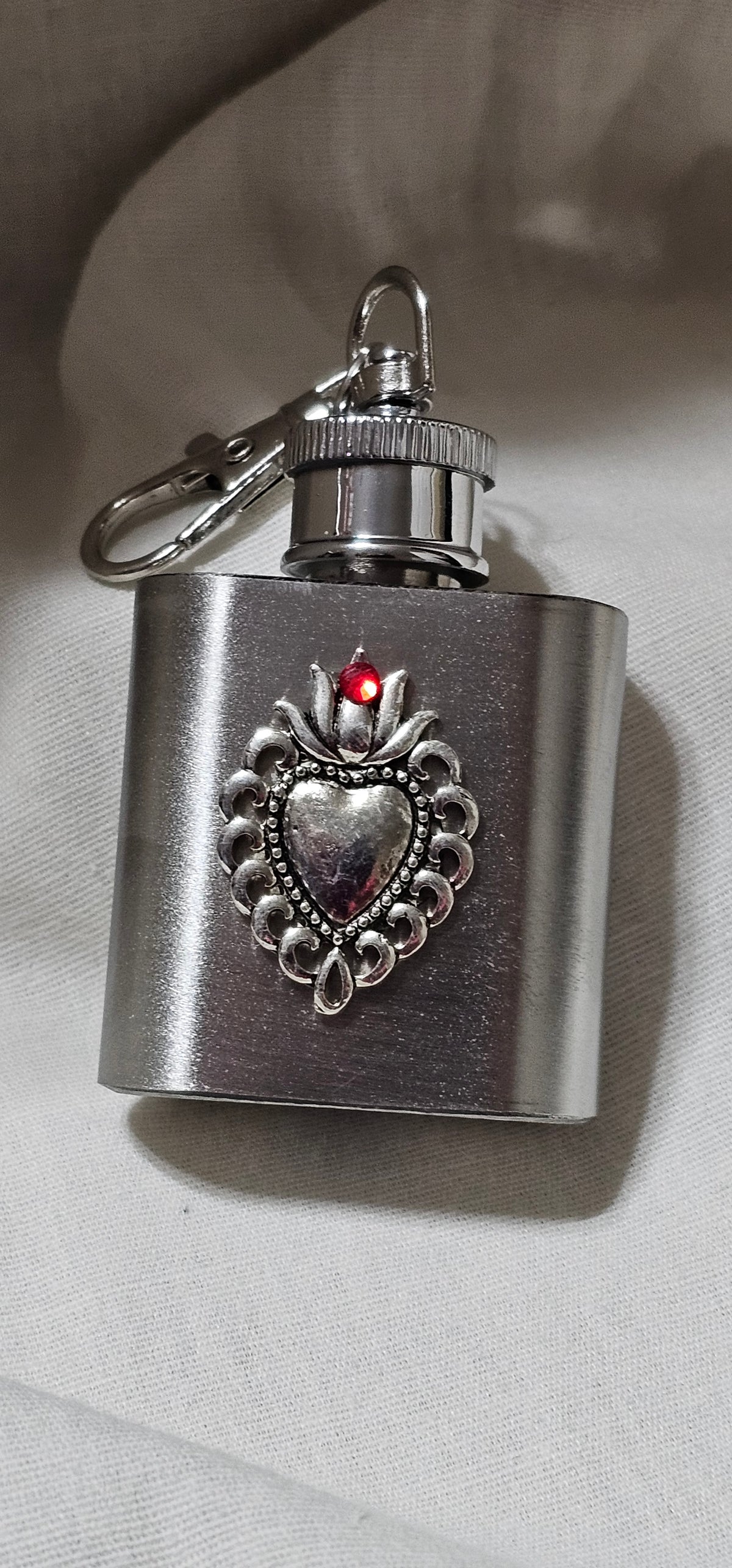 Holy Water Flask -Sacred Heart SS w/ Keychain   1 oz